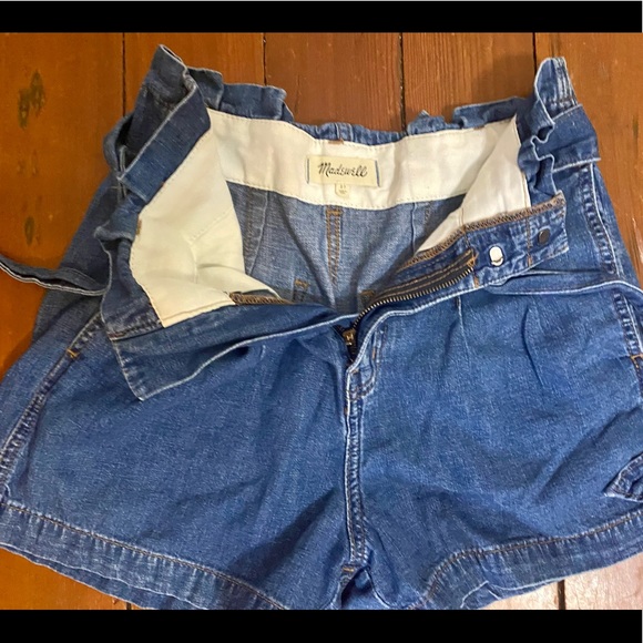 Madewell Shorts - Like New - Picture 7 of 8